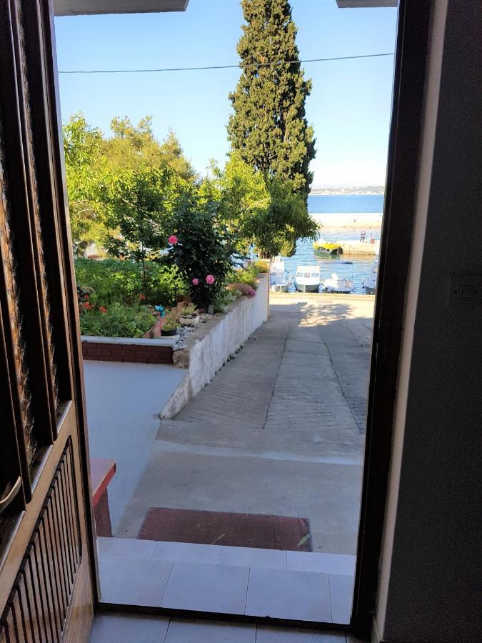 Comfort Apartment On The Beach 卡利 外观 照片